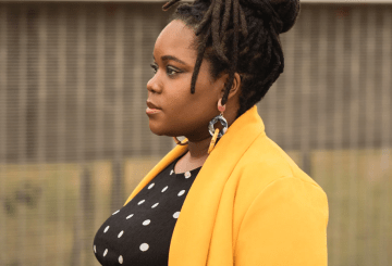 Zara McFarlane @ Ronnie Scott's. (Image taken from Ronnie Scott's website)